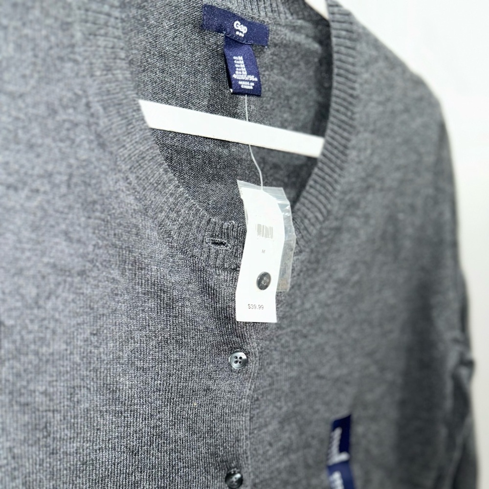 Brand new gap cardigan